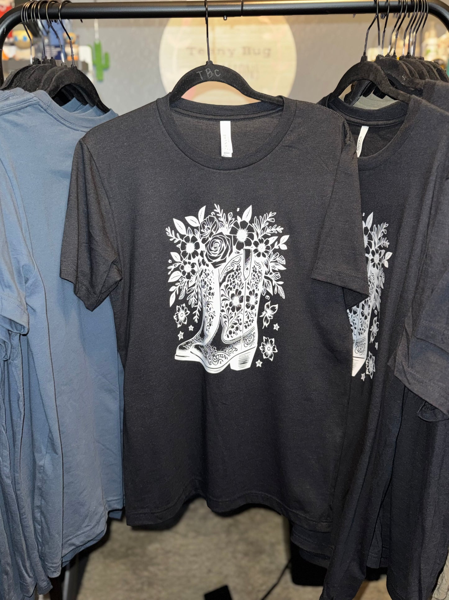 RTS Floral Boots Adult Tee (heathered black)