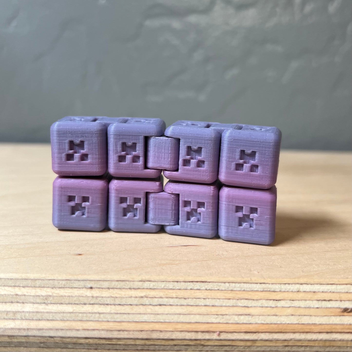 Pink/Purple Fidget 3D